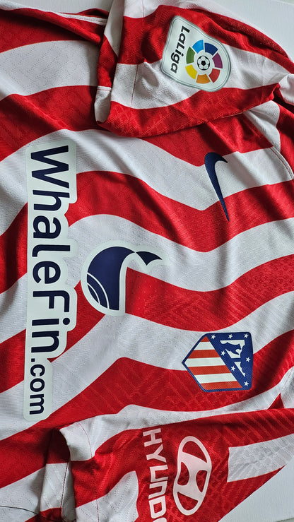 Maillot Atlético Madrid 2022/2023 Griezmann #8 – Version Joueur + Patchs Officiels