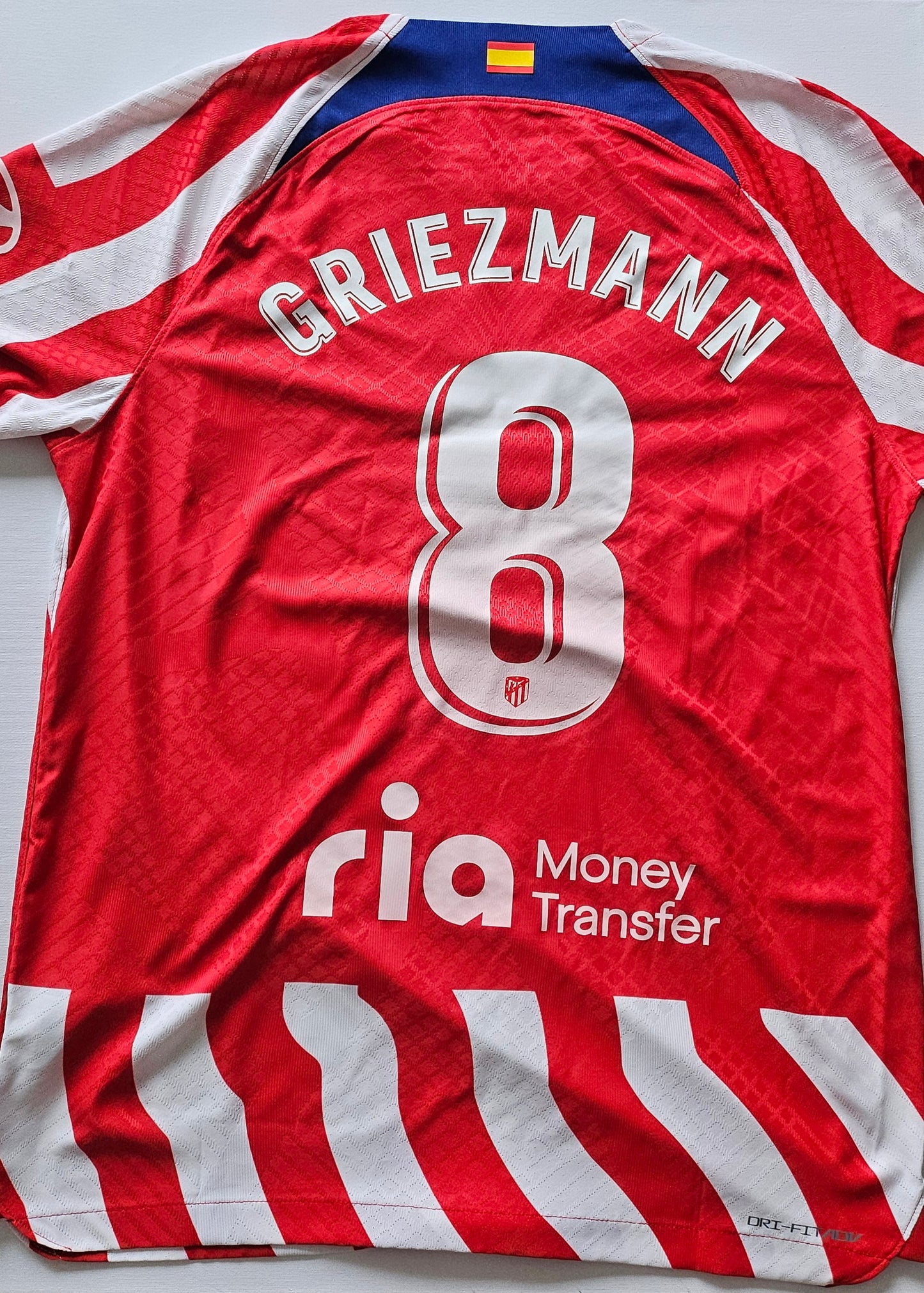 Maillot Atlético Madrid 2022/2023 Griezmann #8 – Version Joueur + Patchs Officiels